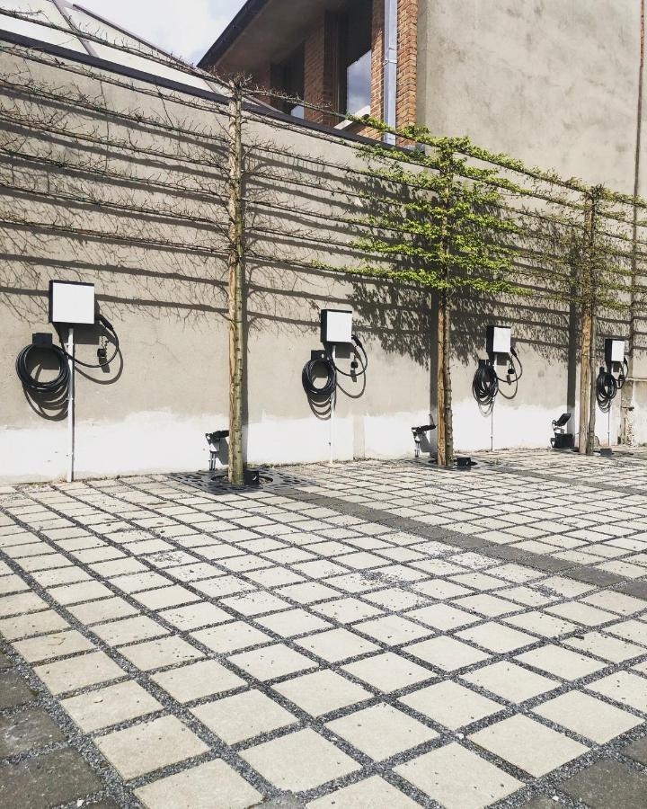 ゴールデン ツリー ホテル ブルージュ エクステリア 写真